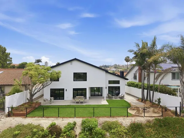 2161 Calle Buena Ventura, Oceanside, California 92056