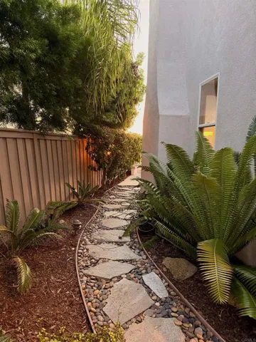 Meandering Walkway