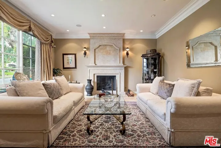 9355 Kirkside Road, Los Angeles, California 90035