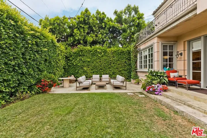 9355 Kirkside Road, Los Angeles, California 90035