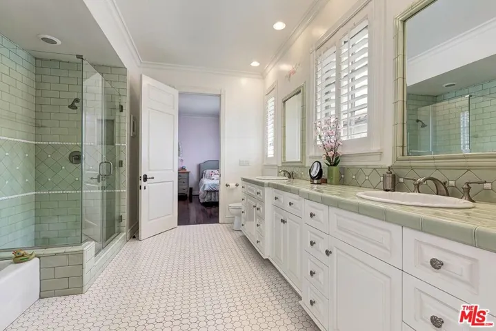 9355 Kirkside Road, Los Angeles, California 90035