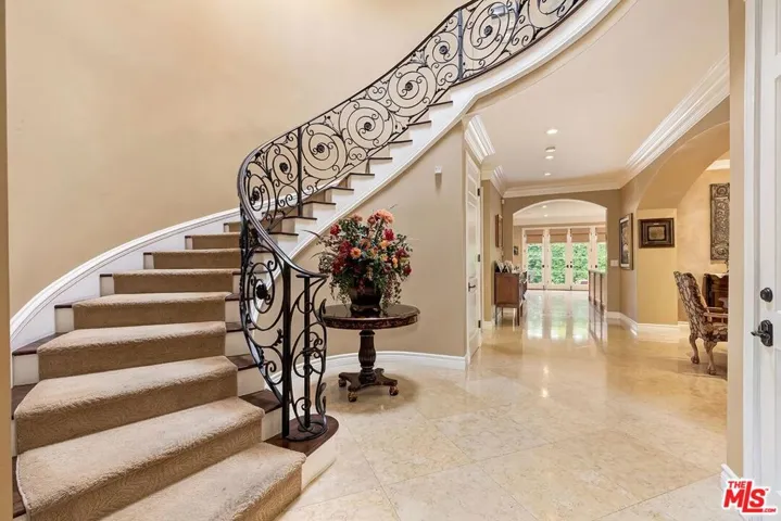 9355 Kirkside Road, Los Angeles, California 90035