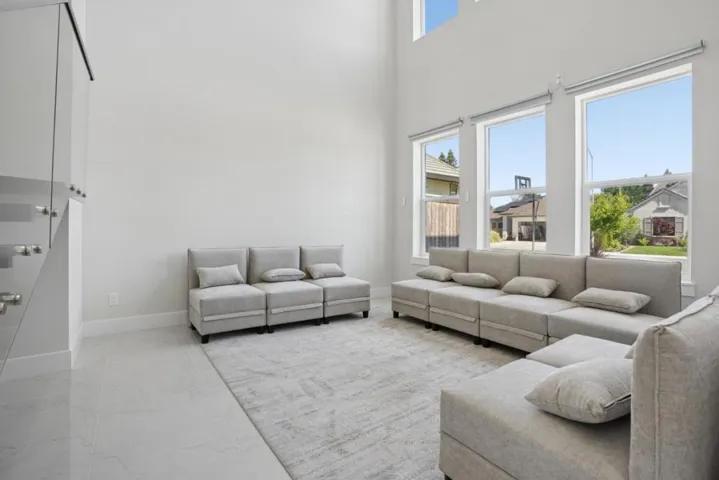 2362 Interlaken Court, Lodi, California 95242