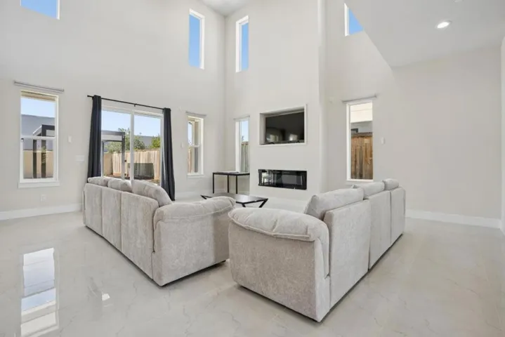 2362 Interlaken Court, Lodi, California 95242