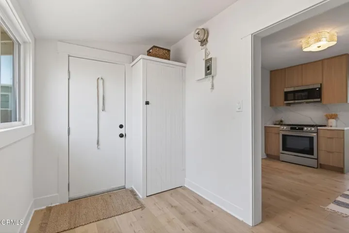 22-web-or-mls-UpmarketMedia-325WMiss-099