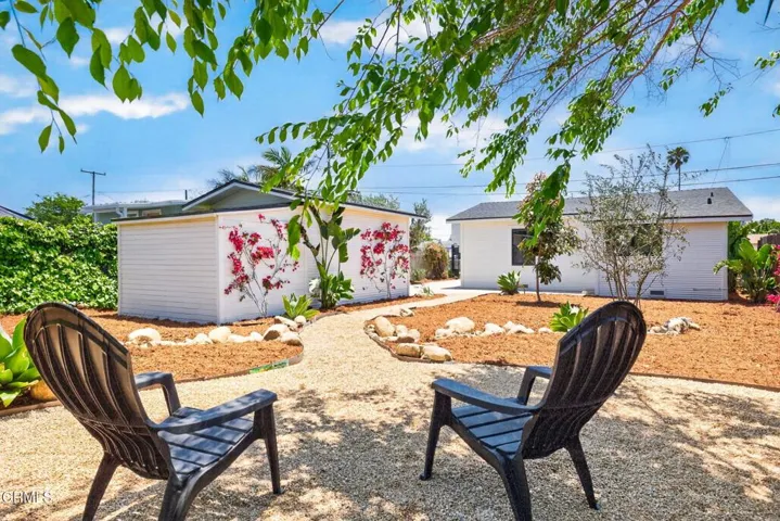 44-web-or-mls-UpmarketMedia-325WMiss-037
