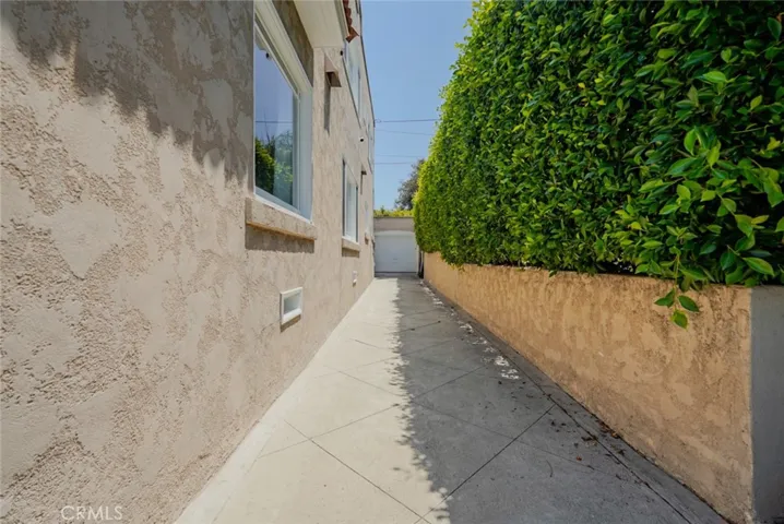 24 Lindero, Long Beach, California 90803