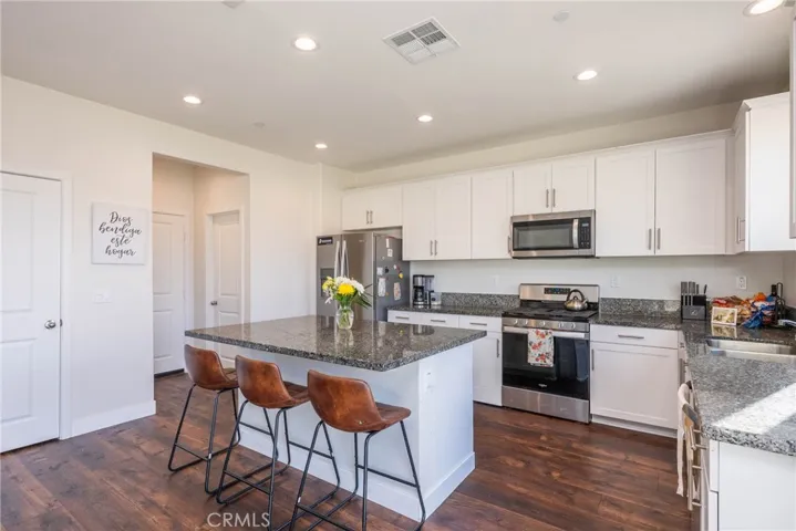 4204 Ladrillo, Lake Elsinore, California 92530