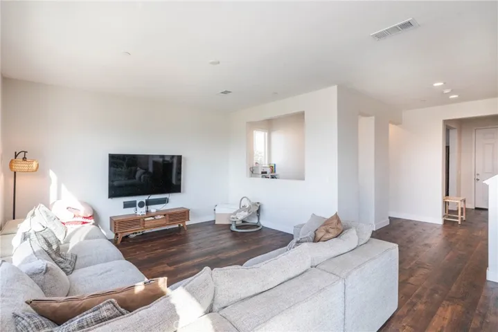 4204 Ladrillo, Lake Elsinore, California 92530