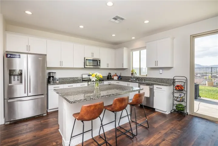 4204 Ladrillo, Lake Elsinore, California 92530