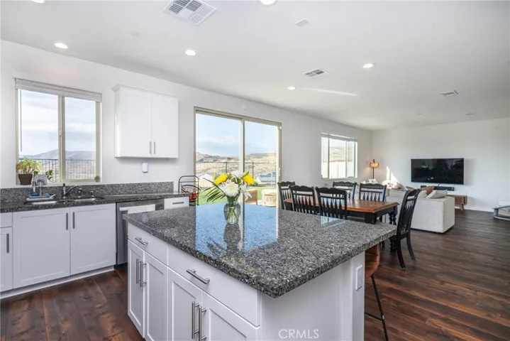 4204 Ladrillo, Lake Elsinore, California 92530