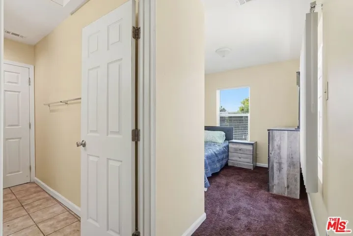 5 BR/3 BA Photo