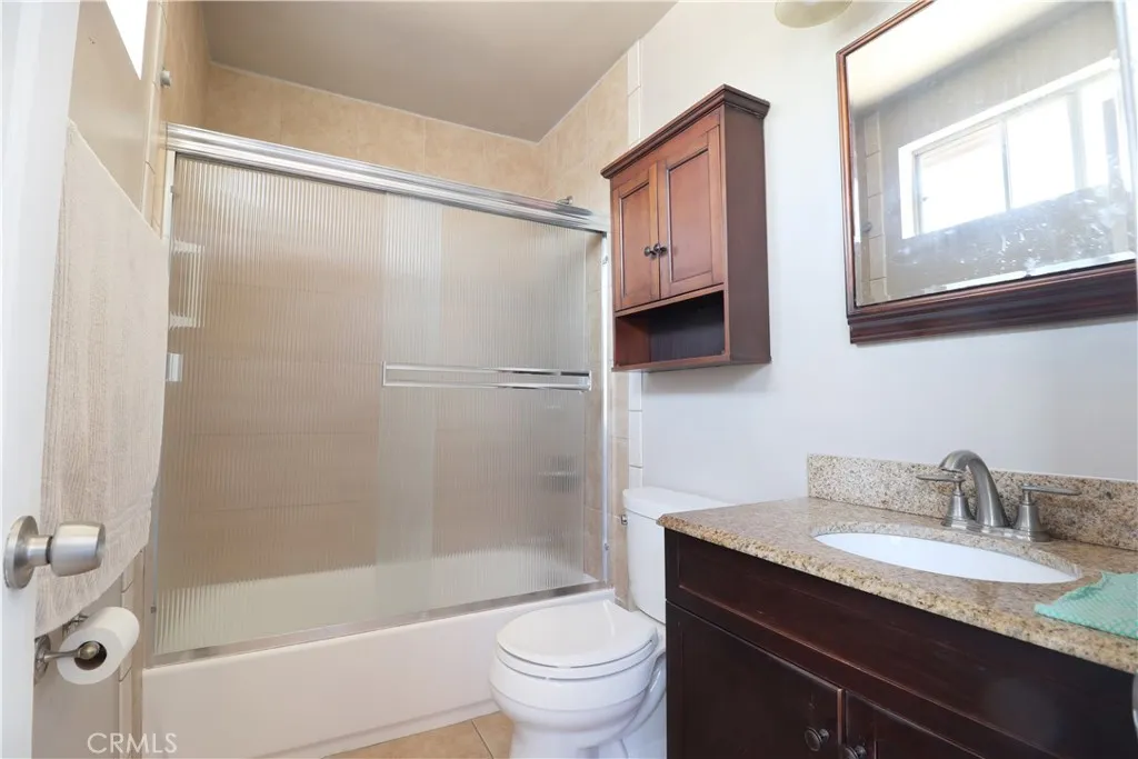 Unit # 481: Primary Bathroom