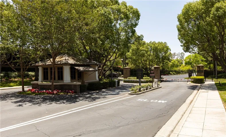 24 hour security guard gated community