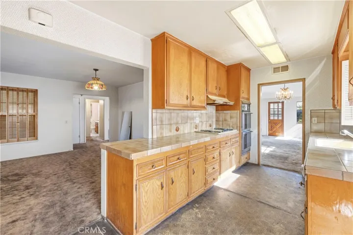 12635 Cumpston Street, Valley Village, California 91607