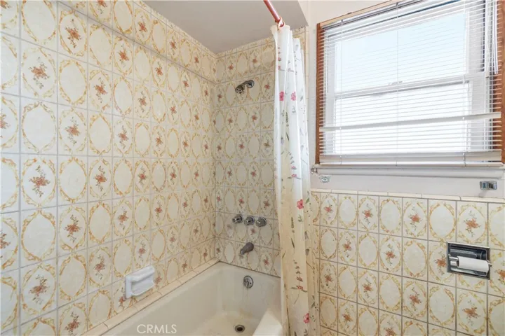 12635 Cumpston Street, Valley Village, California 91607