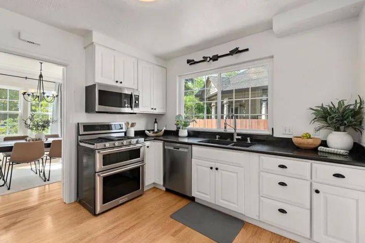 234 Madison Avenue, Redwood City, California 94061