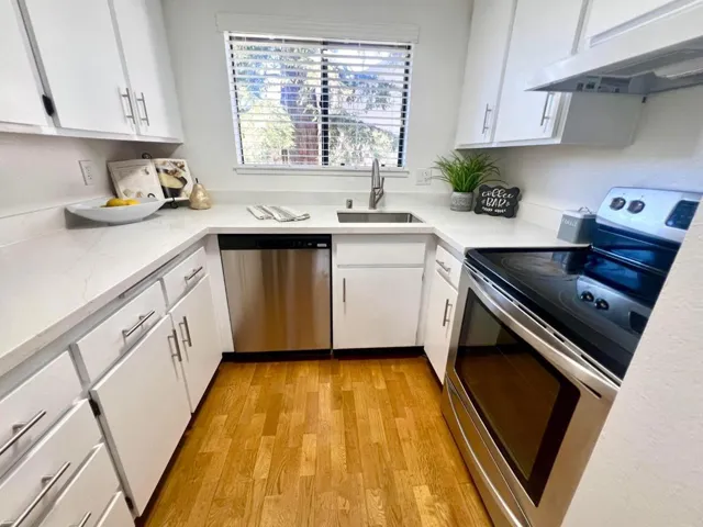 1001 E Evelyn Terrace 132, Sunnyvale, California 94086