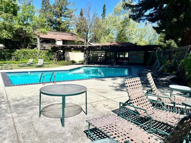 1001 E Evelyn Terrace 132, Sunnyvale, California 94086