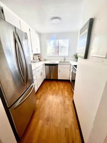 1001 E Evelyn Terrace 132, Sunnyvale, California 94086
