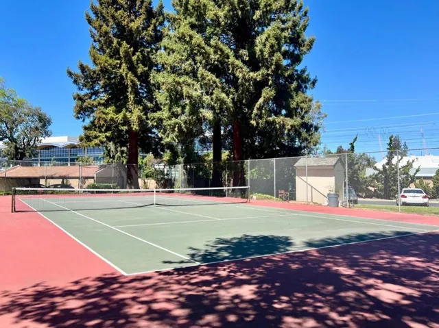 1001 E Evelyn Terrace 132, Sunnyvale, California 94086