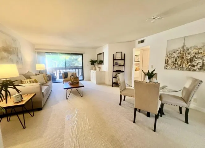 1001 E Evelyn Terrace 132, Sunnyvale, California 94086