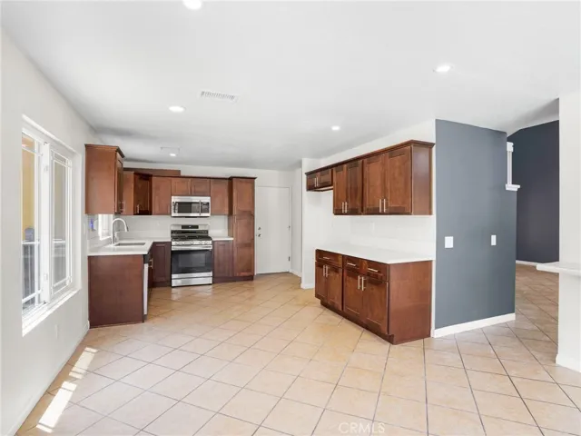 3707 Sonoma Oaks Avenue, Perris, California 92571