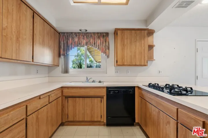 19131 Tulsa Street, Porter Ranch, California 91326