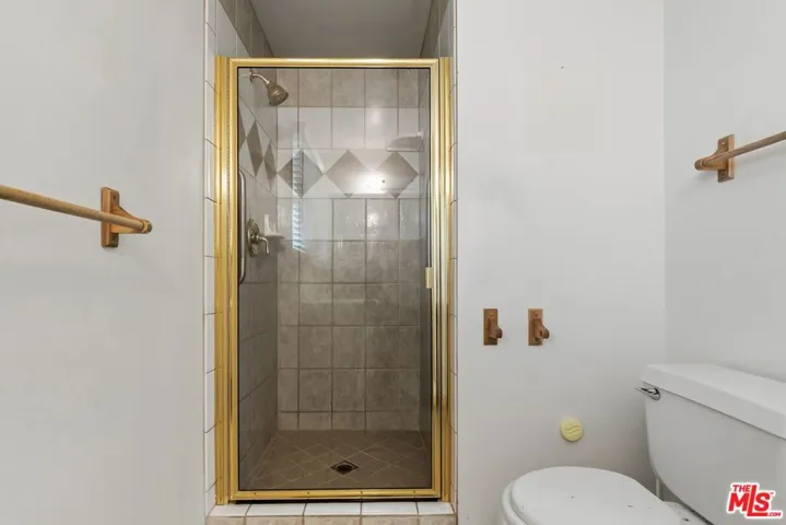 19131 Tulsa Street, Porter Ranch, California 91326