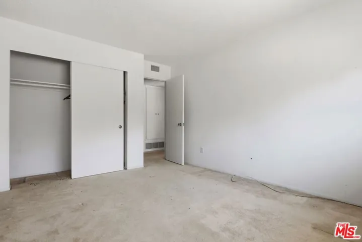 19131 Tulsa Street, Porter Ranch, California 91326