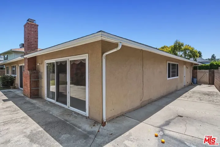 19131 Tulsa Street, Porter Ranch, California 91326