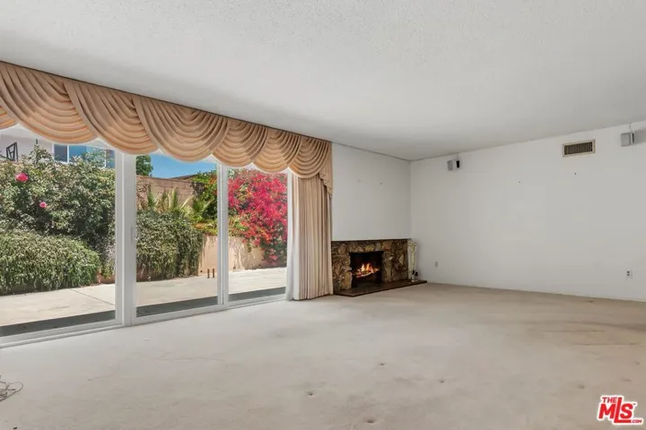 19131 Tulsa Street, Porter Ranch, California 91326