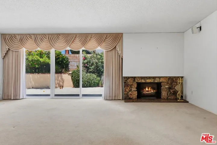 19131 Tulsa Street, Porter Ranch, California 91326
