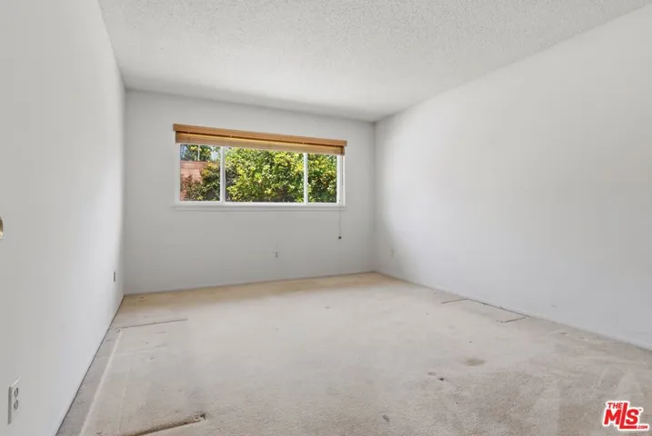 19131 Tulsa Street, Porter Ranch, California 91326