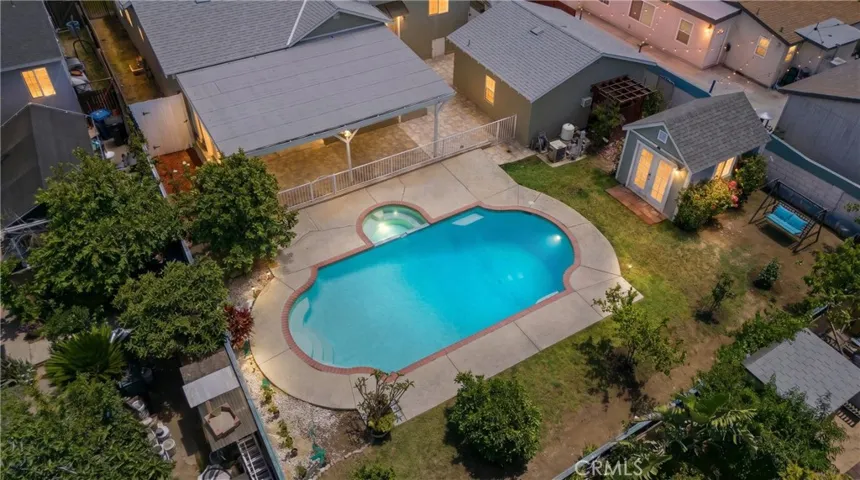 Heated pool - newly replastered. *digitally enhanced.