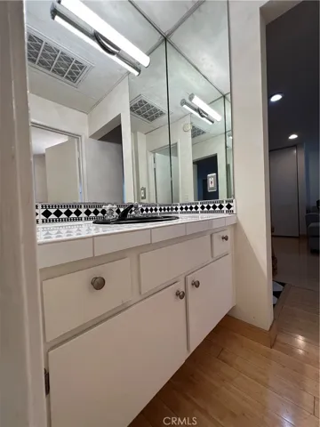 10747 Wilshire 505, Los Angeles, California 90024