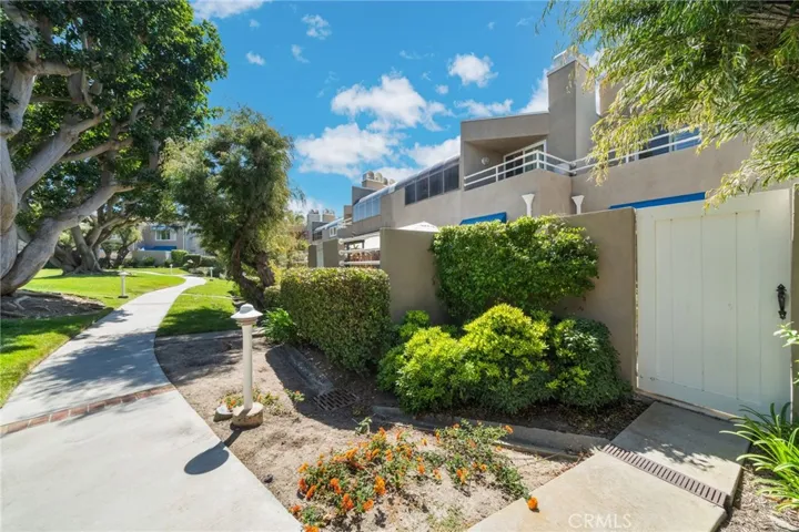 3262 Sparkler, Huntington Beach, California 92649