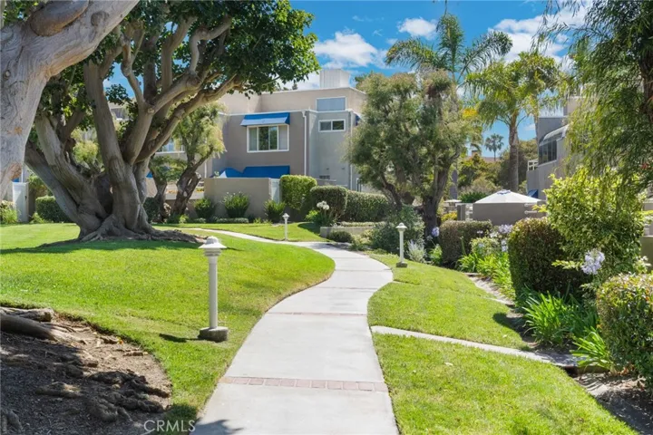 3262 Sparkler, Huntington Beach, California 92649