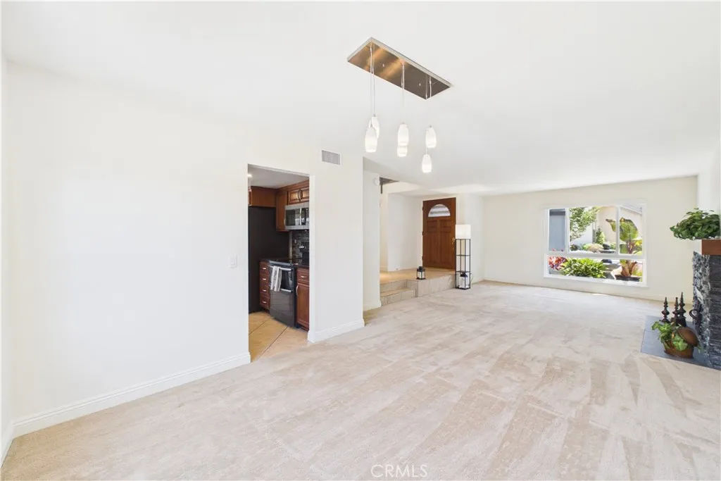 Dining room off the kitchen