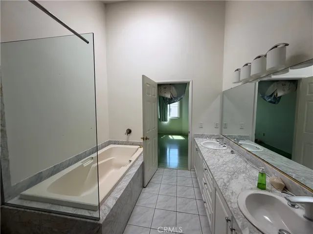 23812 Los Codona, Torrance, California 90505
