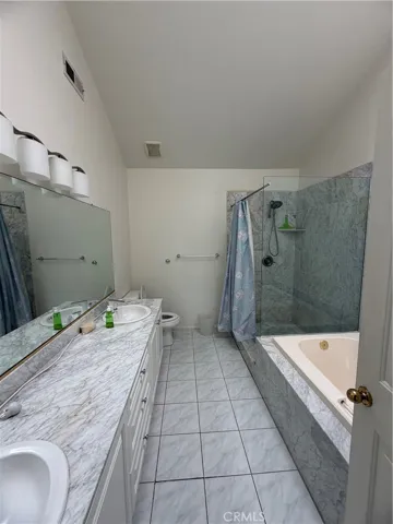 23812 Los Codona, Torrance, California 90505