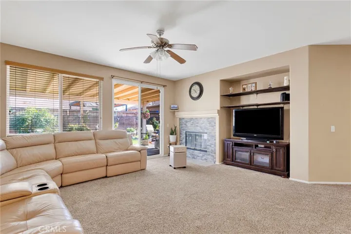 13247 San Dimas, Hesperia, California 92344
