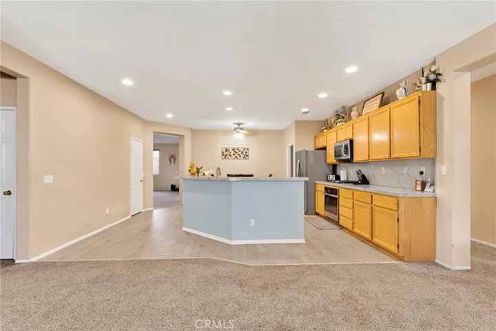 13247 San Dimas, Hesperia, California 92344
