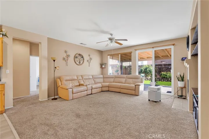 13247 San Dimas, Hesperia, California 92344