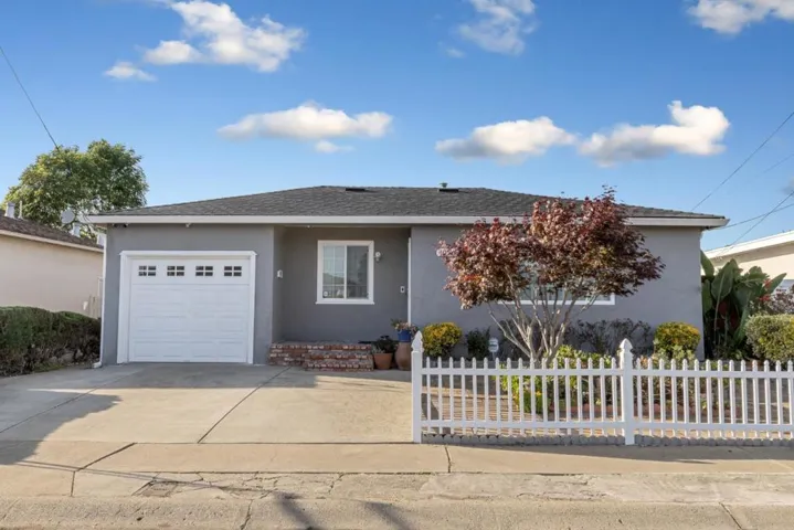 1025 Burkhart Avenue, San Leandro, California 94579