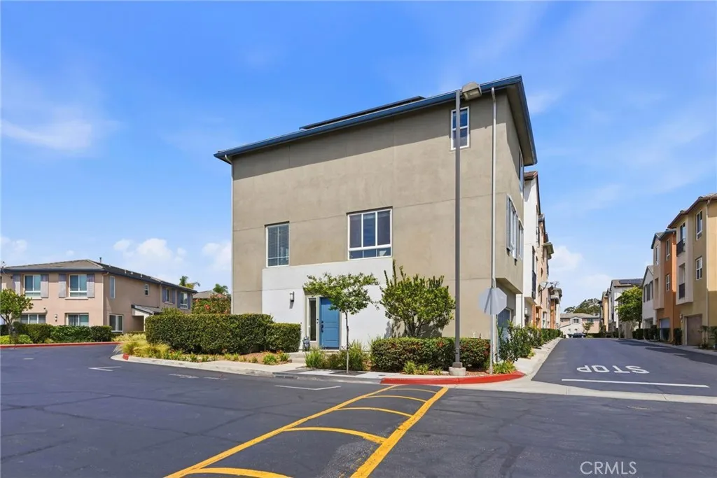 12027 Acadia Ct