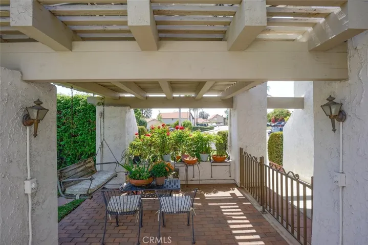 Peaceful and serene front courtyard area