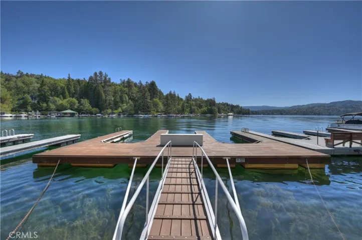 Dock