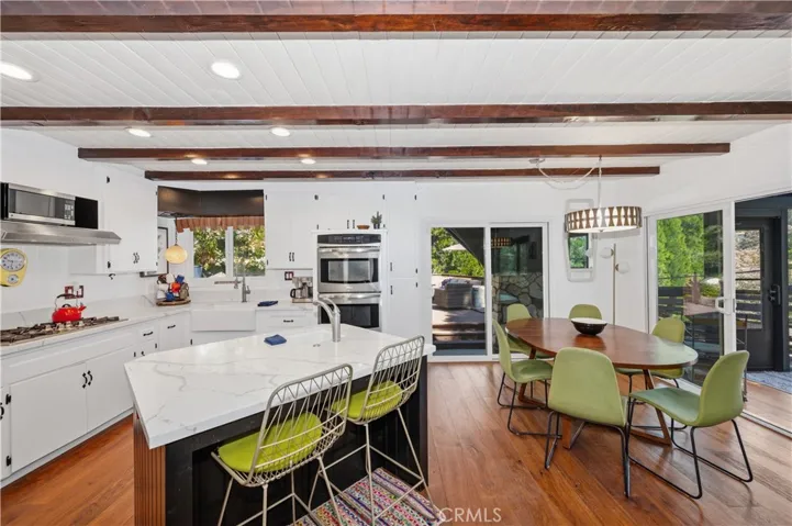 Dining Area/Kitchen