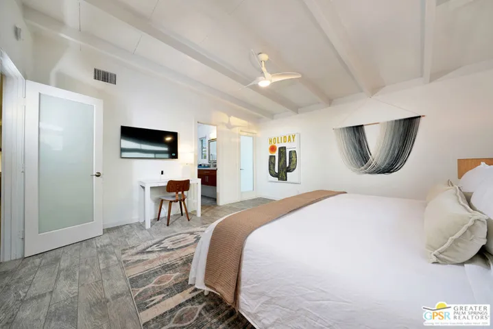 1890 E Amado Road, Palm Springs, California 92262